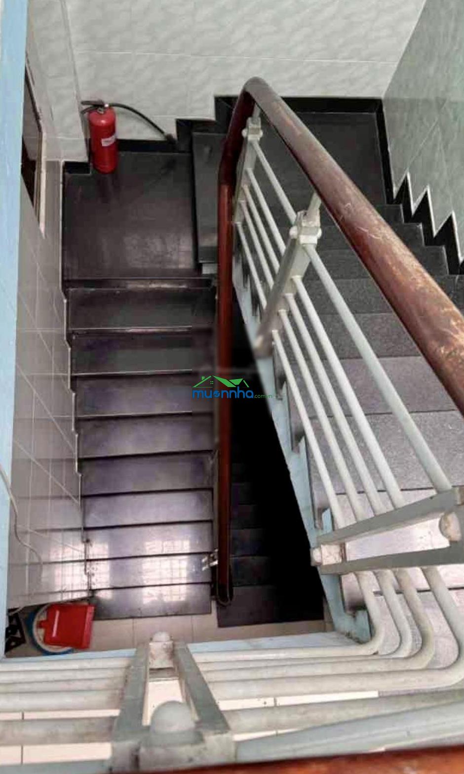 Mặt tiền chdv 10 phòng khu vip bàu cát dòng tiền sẵn 50tr
