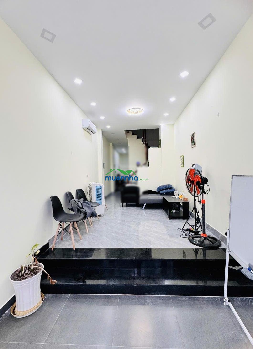 Hạ 1,4 tỷ - dương bá trạc quận 8, cách q1 800m - hẻm 5m dt 46m2 4 tầng - 2