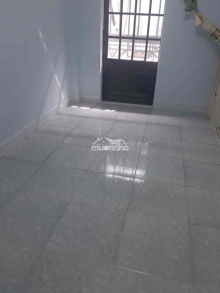 Cho thuê phòng trọ mặt tiền ht05..đường5m 🚗..dt;3x5m lửng..sạch sẽ - 3