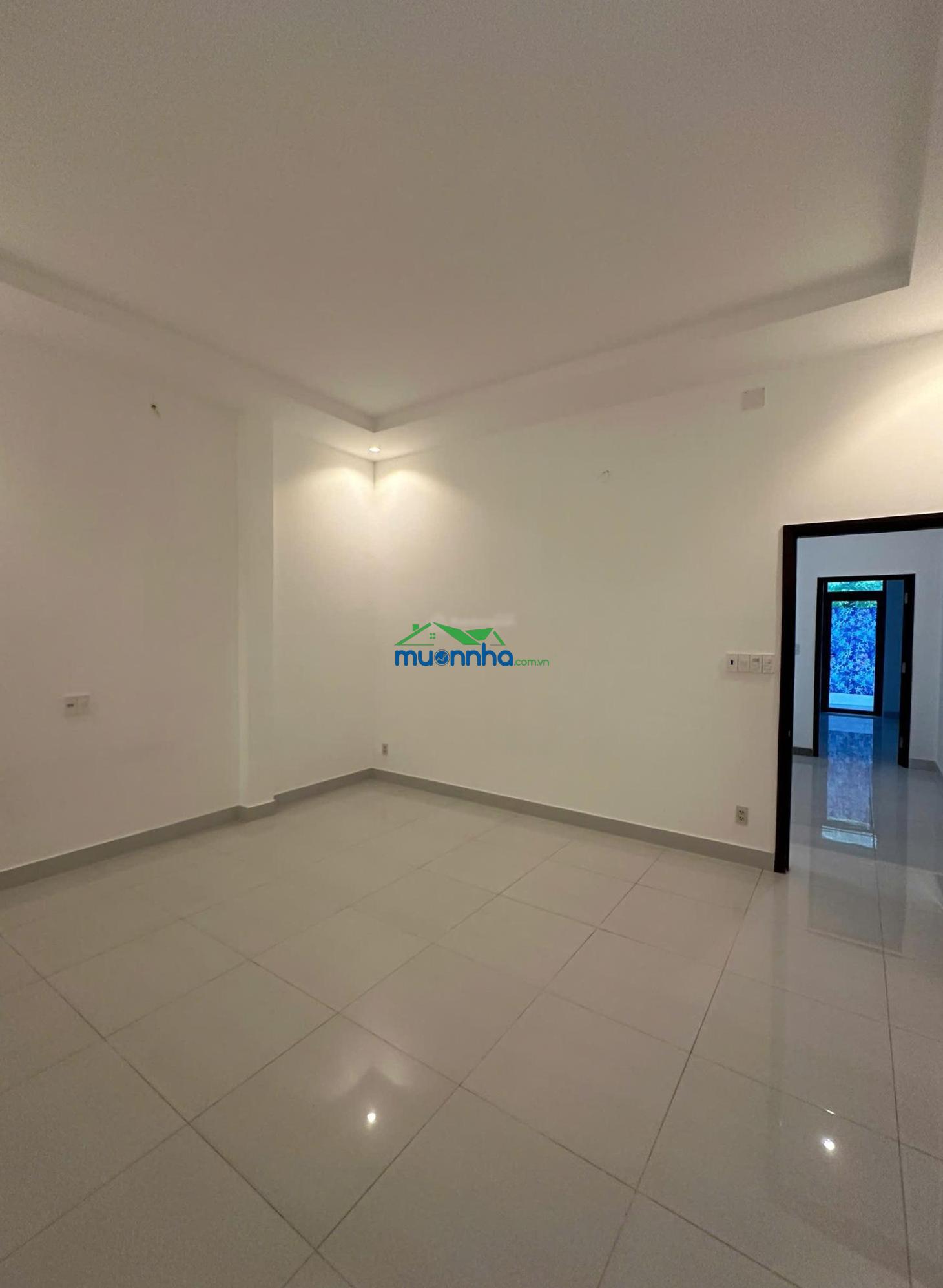 Chính chủ gửi bán nhà hoàng quốc việt, q7 - 90m2 - đường ô tô - giá 10.5 tỷ
