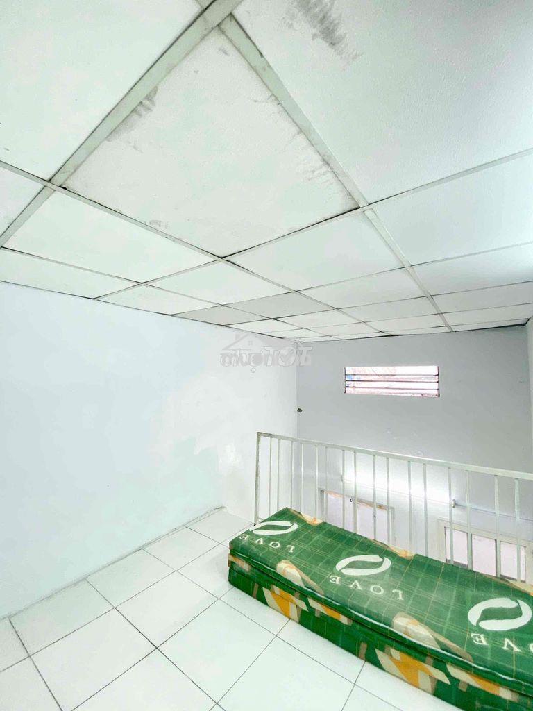 Phòng trọ giá rẻ gần khu chiết xuất tân thuận, mặt tiền đường - 3