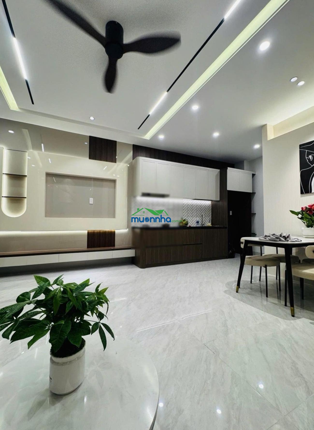 Nhỉnh 4 tỷ đồng - nhà mới đẹp - 2 tầng - 30m ra đường ô tô - sát vách phú mỹ hưng q7 - 4
