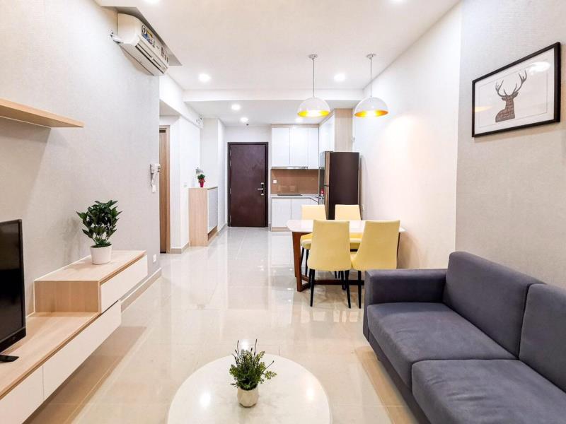 Cc golden mansion (phổ quang) - 70m2 - 2pn+2wc - sẵn nội thất. miễn phí hồ bơi, gym,...