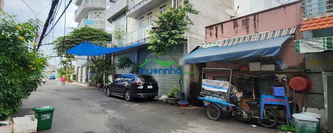 Nhà mặt tiền đường hẻm số 9 hoàng trọng mậu.