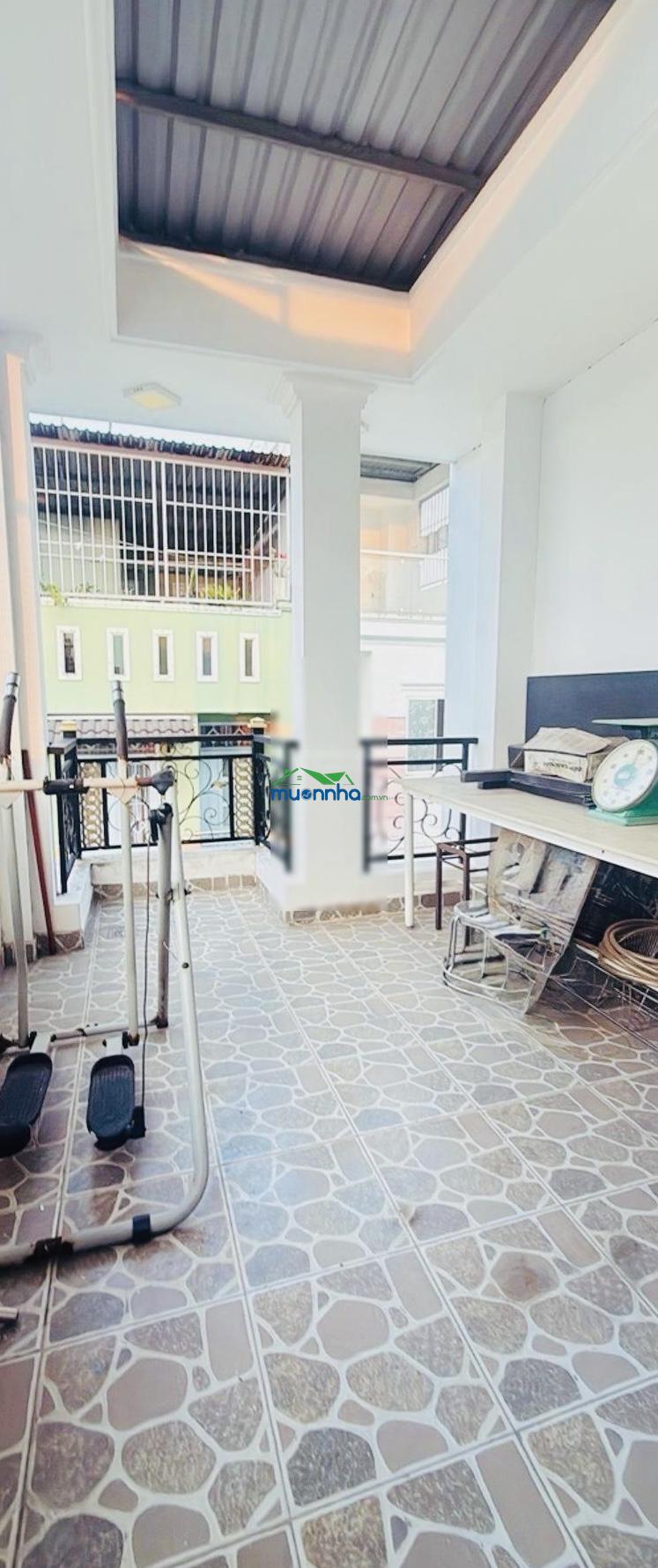 4 tầng, hương lộ 2 bình tân, hẻm 5m, giá 4,55 tỷ, 4pn, 4wc, dt 30m2 - 4
