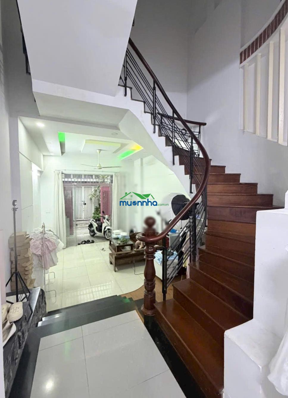 Nhà đẹp ở liền 2pn. dt: 4 x 14m xe hơi tới nhà chỉ với 5.5 tỷ tl mạnh - 4