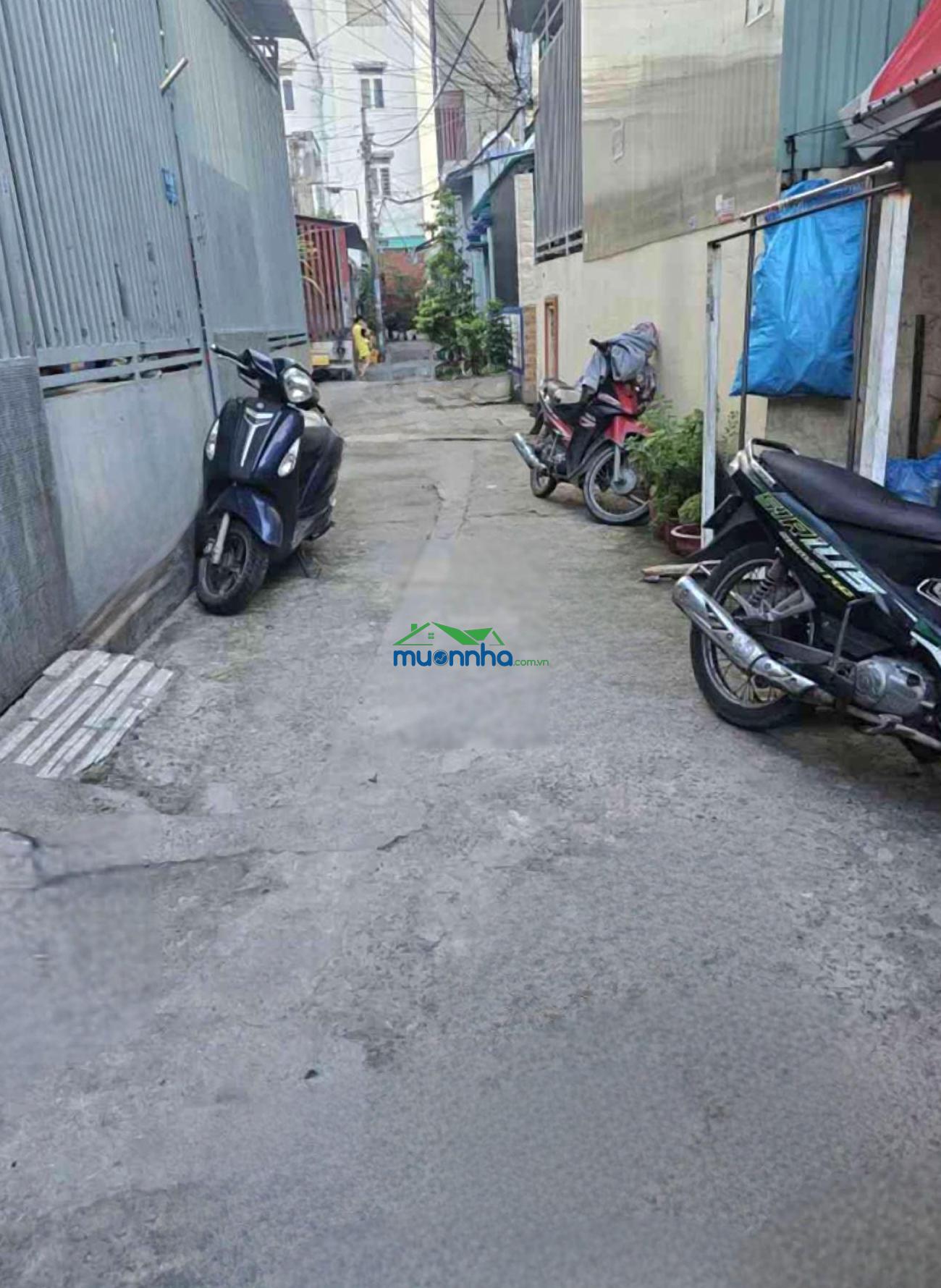 Bán nhà cũ, 52,4m2, 3pn, chỉ 3,25 tỷ. giáp kinh dương vương, kề võ văn kiệt, gần chợ hồ ngọc lãm