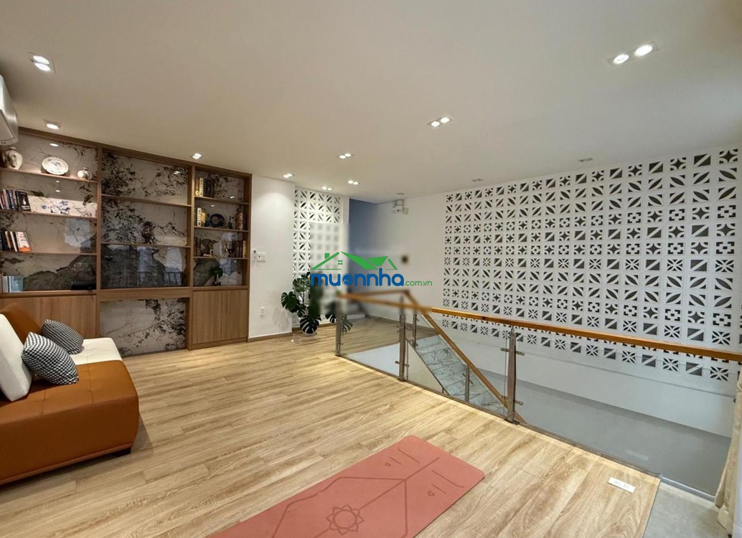 5,5x12m- 62m2- lê văn duyệt - penthouses giáp quận 1 - 5 tầng 2pn master