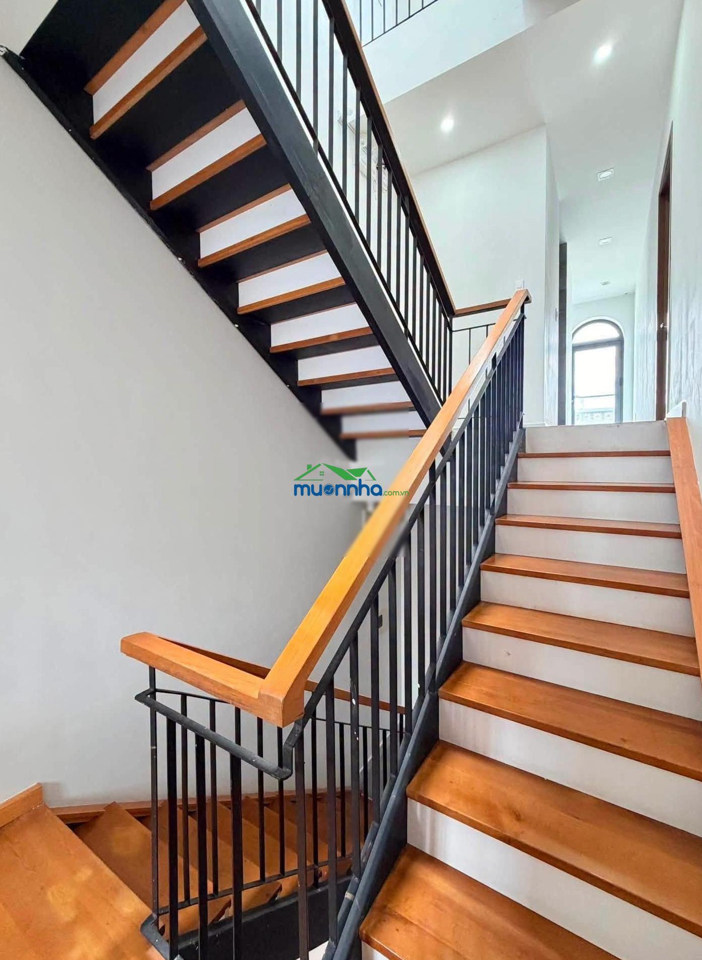 Nhanh tay chốt ngay siêu phẩm trung tâm quận 1 - đường đặng dung - 67,2m2 - thuê 45tr/th - 2