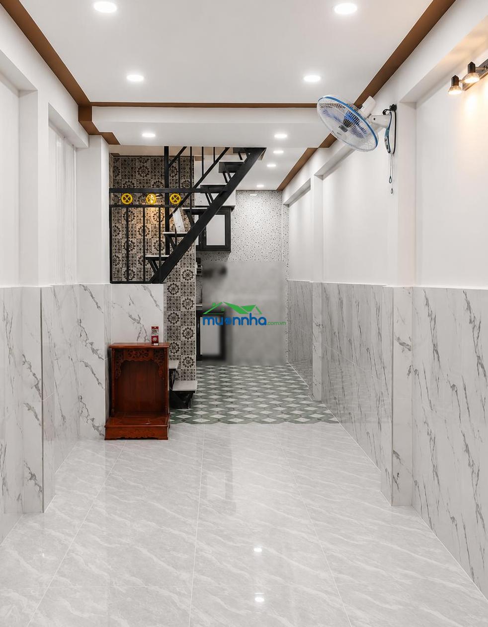 Nhà gần 30 m2, mới xây, nhỉnh 3 tỷ, hẻm thông, hỗ trợ vay 1,5 tỷ - 3