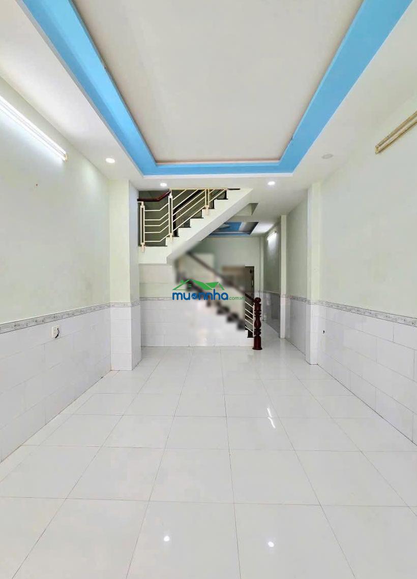 Nhà phố dtsd: 112m hoàn công đủ đường ô tô gần uỷ ban p.long trường. - 2