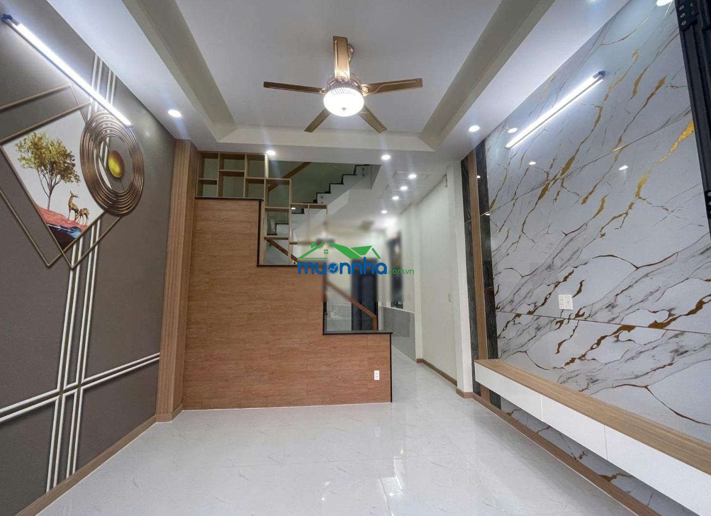 Hàng mới ra, nhà 4 tầng, hoàn công, khu công nghệ cao, 6.55 tỷ