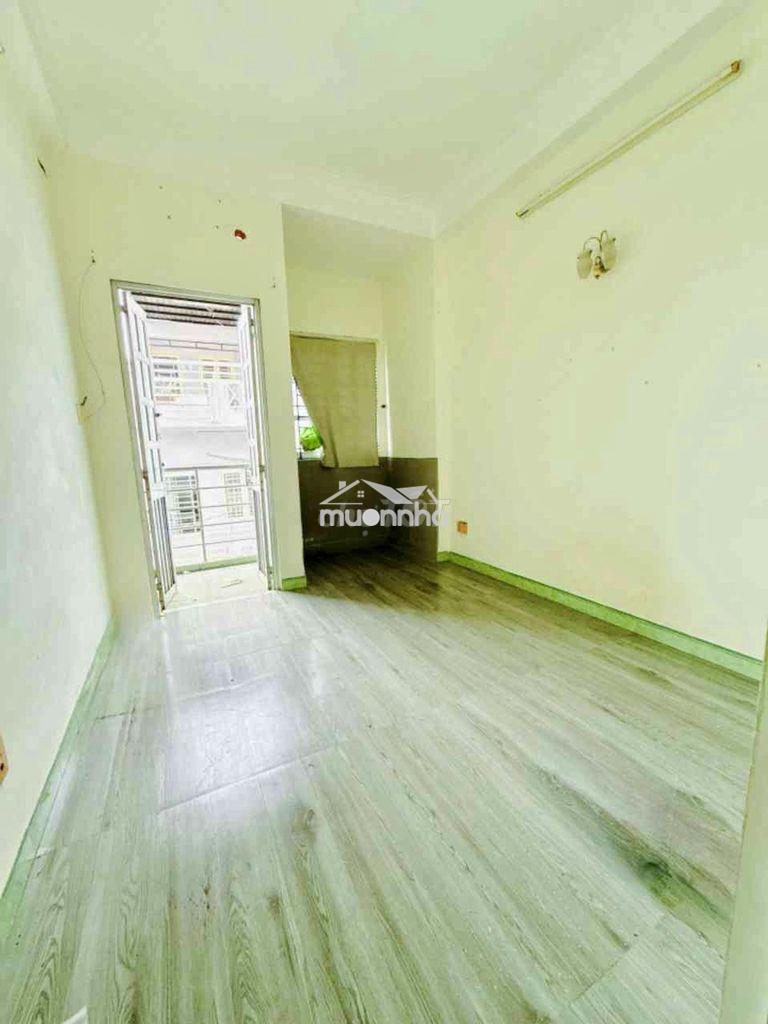 Bán nhà 4 tầng- hẻm xe hơi- gần cầu chà và q.8 - 62m2-9pn- nhỉnh 7 tỷ - 3