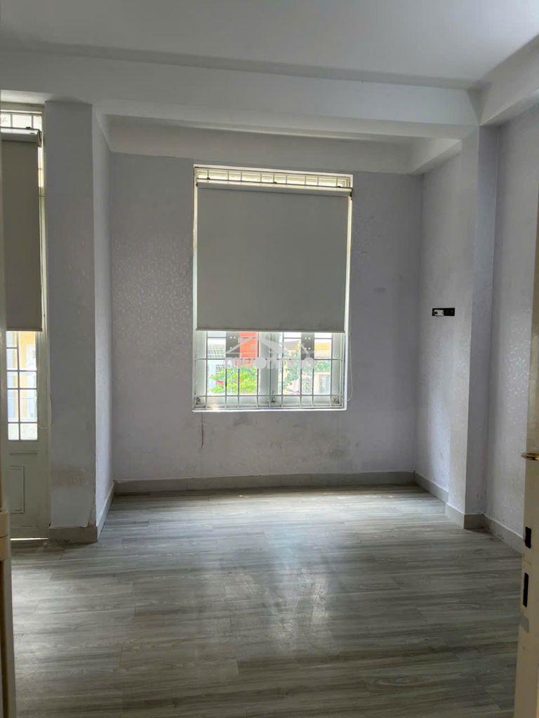 Nhà gần chợ an nhơn