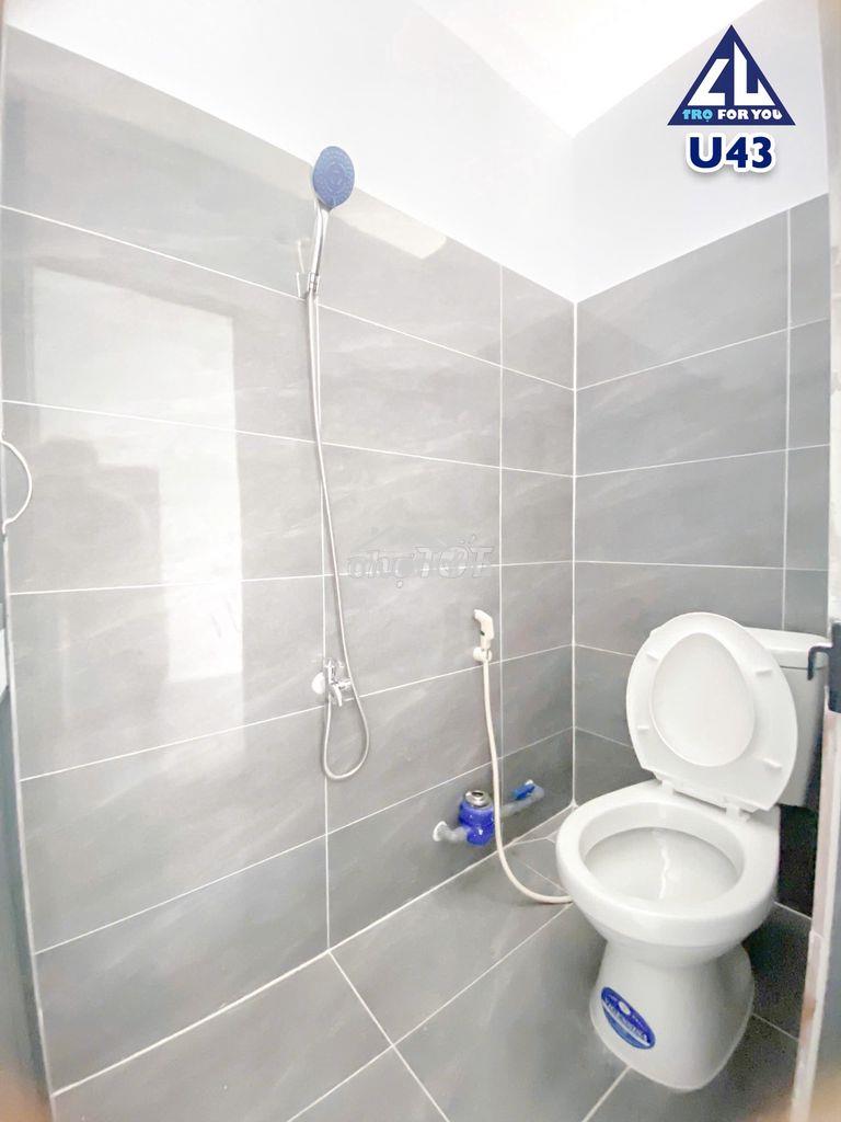 Phòng cửa sổ giá rẻ ngay cầu vượt ngã tư ga  - 3