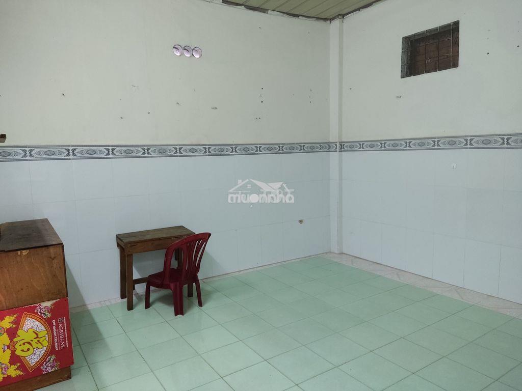 Hoàng hoa thám-cộng hoà: còn 1 phòng lầu 2 ko gác.wc riêng. giờ tự do! - 4