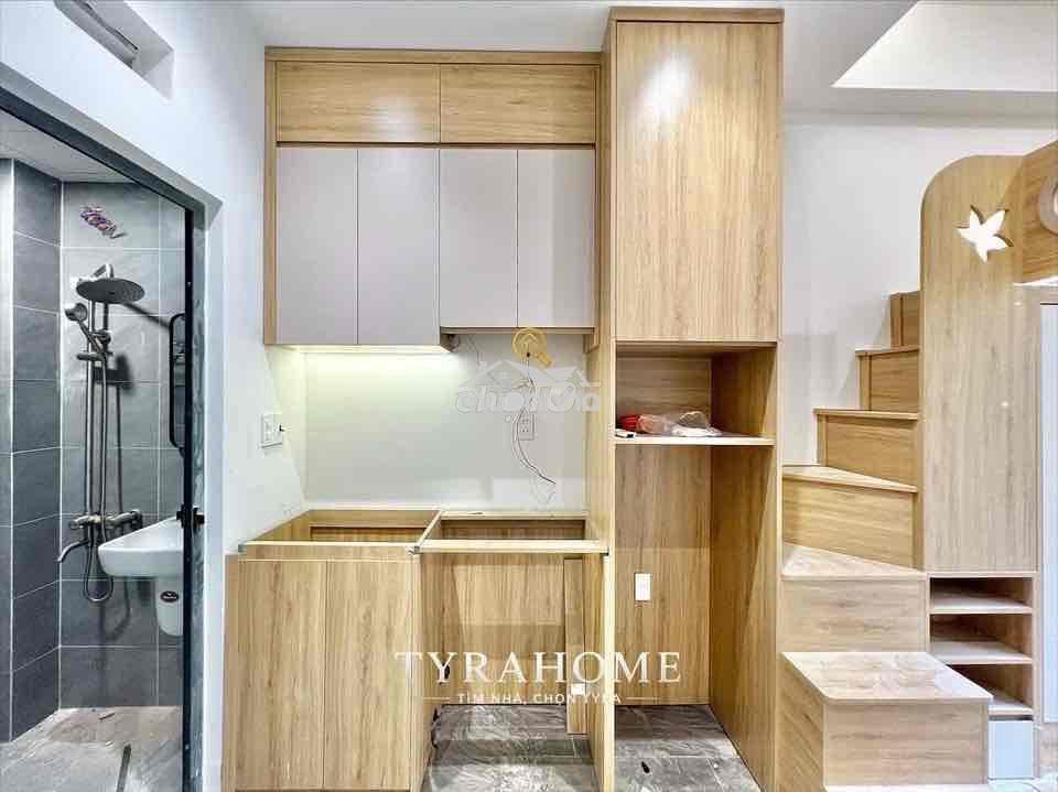 Studio mới khai trương full nội thất banlcony siêu xịn - 2