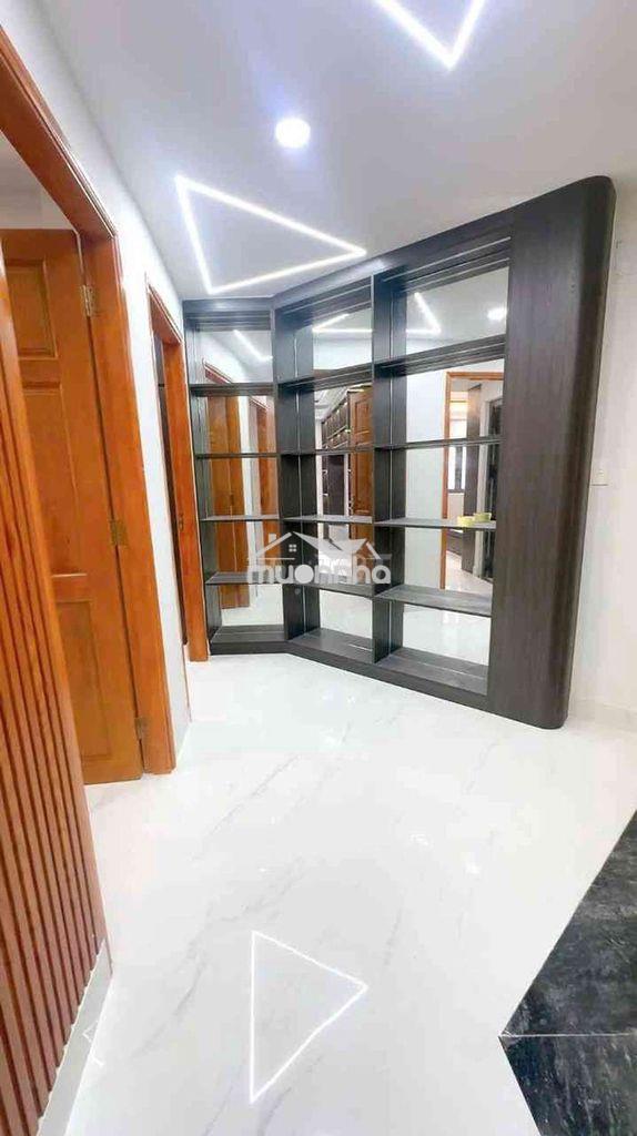 Bán nhà đ ,lê văn quớihxh ( 4,2m x 14m x 3 tầng ) giá : nhỉnh 3 tỉ tl - 4