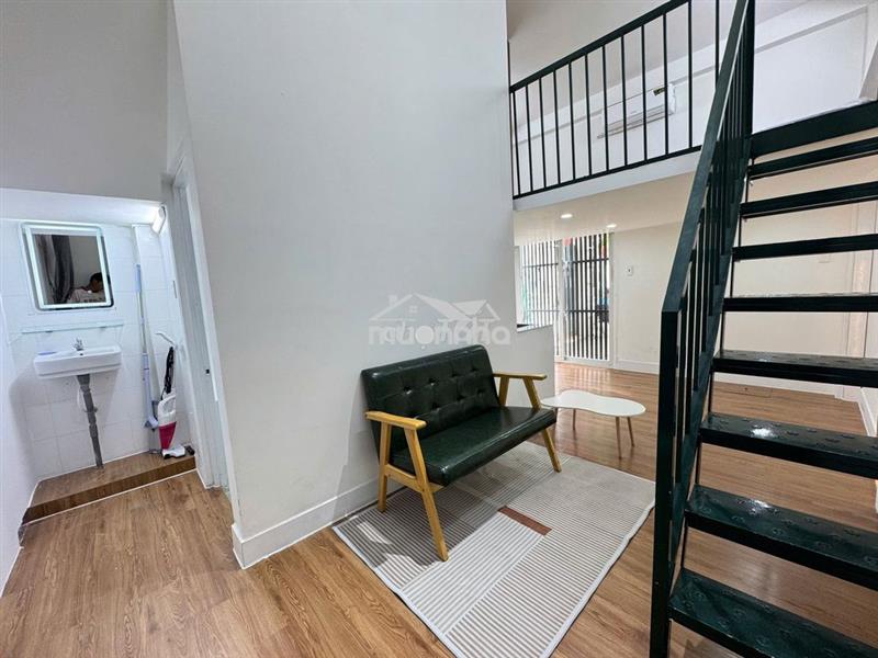 Phòng duplex cao cấp quận 10