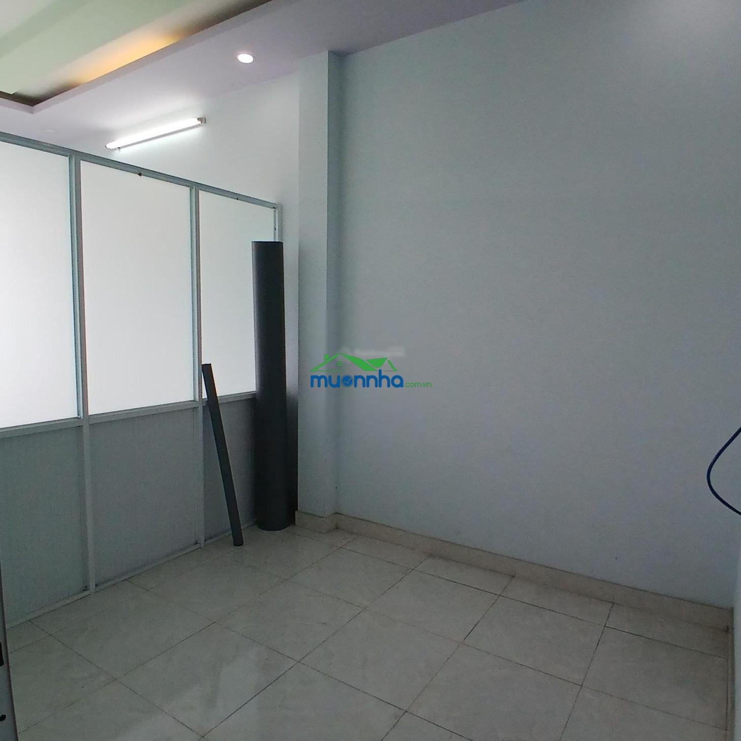 6 tỷ 400 thương lượng, nhà 3 tầng, 2 mặt tiền, diện tích: 4 x 20