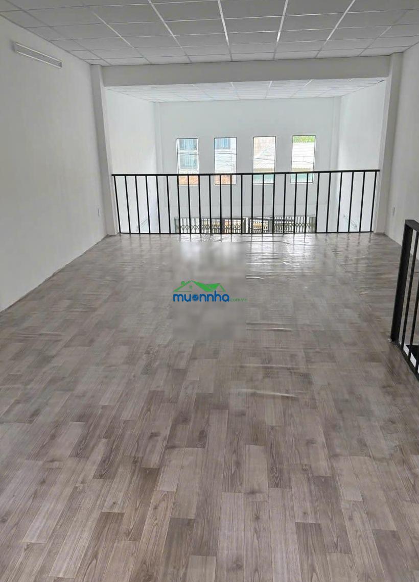 Diện tích: 90m2 (5m x 18m), diện tích xây dựng 5m x 14,45m, có gác lửng 4,9m x 8,3m - 3