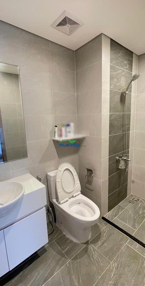 Bán căn hộ 2pn 2wc diện tích lớn 67,8m2, có sổ hồng, hướng đông nam, tầng trung thoáng mát - 2