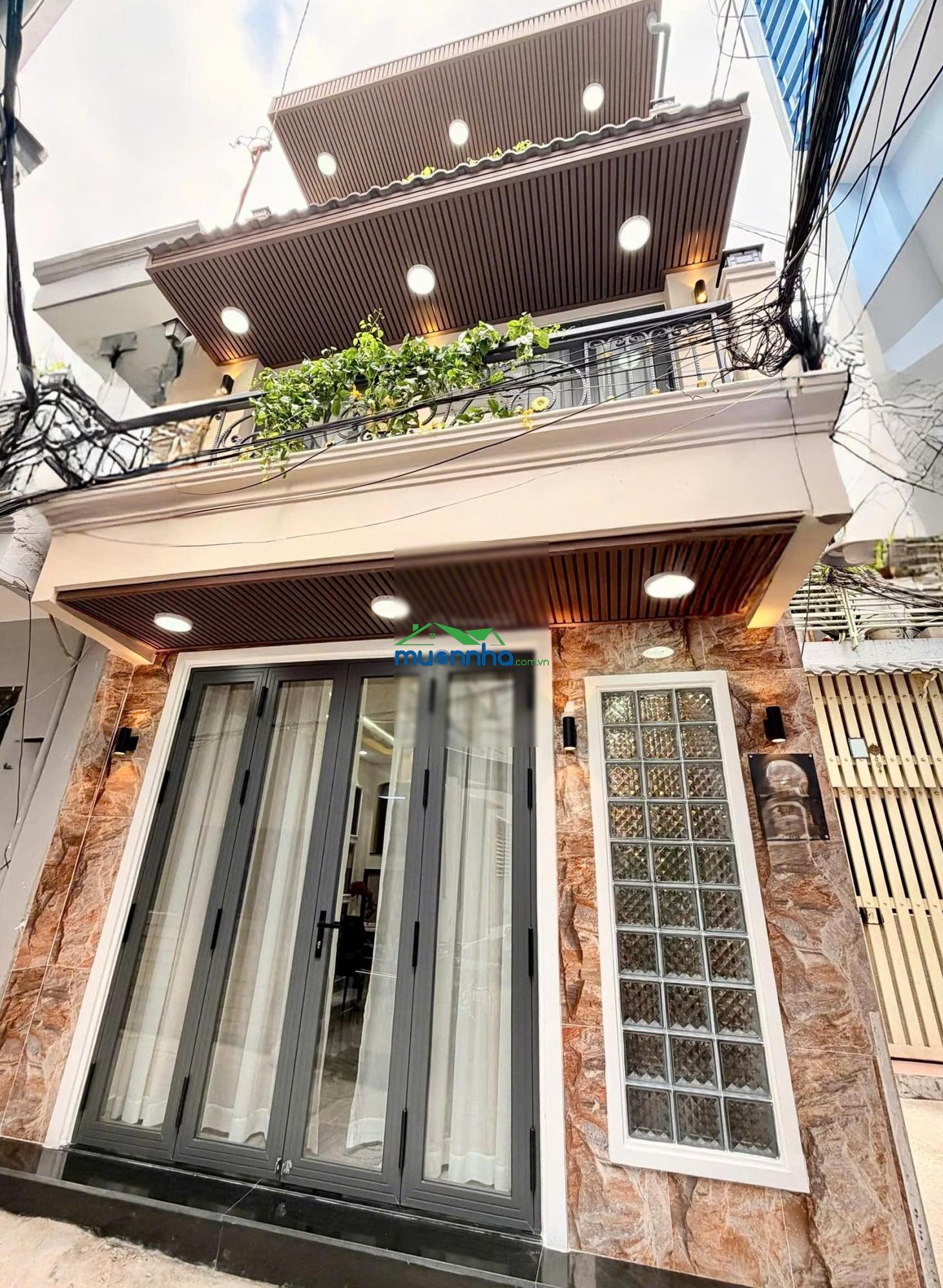 Siêu vị trí! hẻm 489 vip huỳnh văn bánh,p13 q, pn dt: 4,4 x 6,5 m,3 tầng nở hậu, chỉ 5,8 tỷ tl - 3
