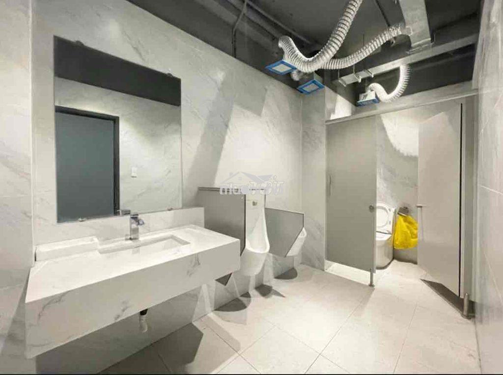 Cho thuê toà nhà văn phòng dtsd 800m2 sàn ngay mặt tiền đường cmt8 q3 - 3