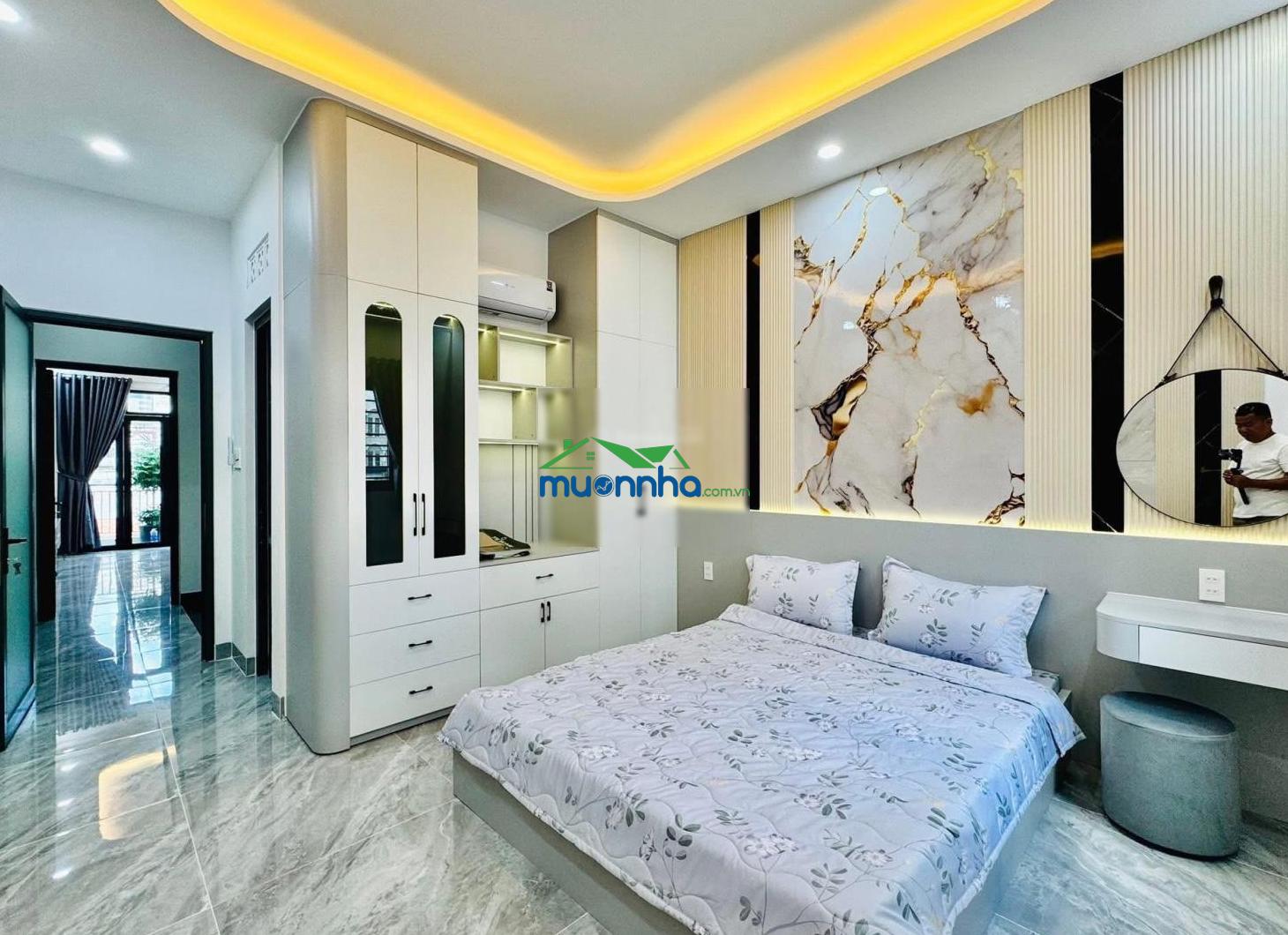 Bán gấp. xô viết nghệ tĩnh, bình thạnh 3 tỷ 550 70m2. hđt 17tr/th. shr - 4