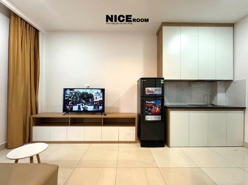 Tòa nhà thang máy , hầm xe, full nội thất - 1pn 1wc. nt như trên hình - 2