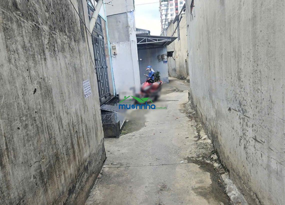 Giảm mạnh hơn 500tr bán nhà nát đường nguyễn văn quá q12 diện tích: 5,2 x 14 chỉ hơn 3ty