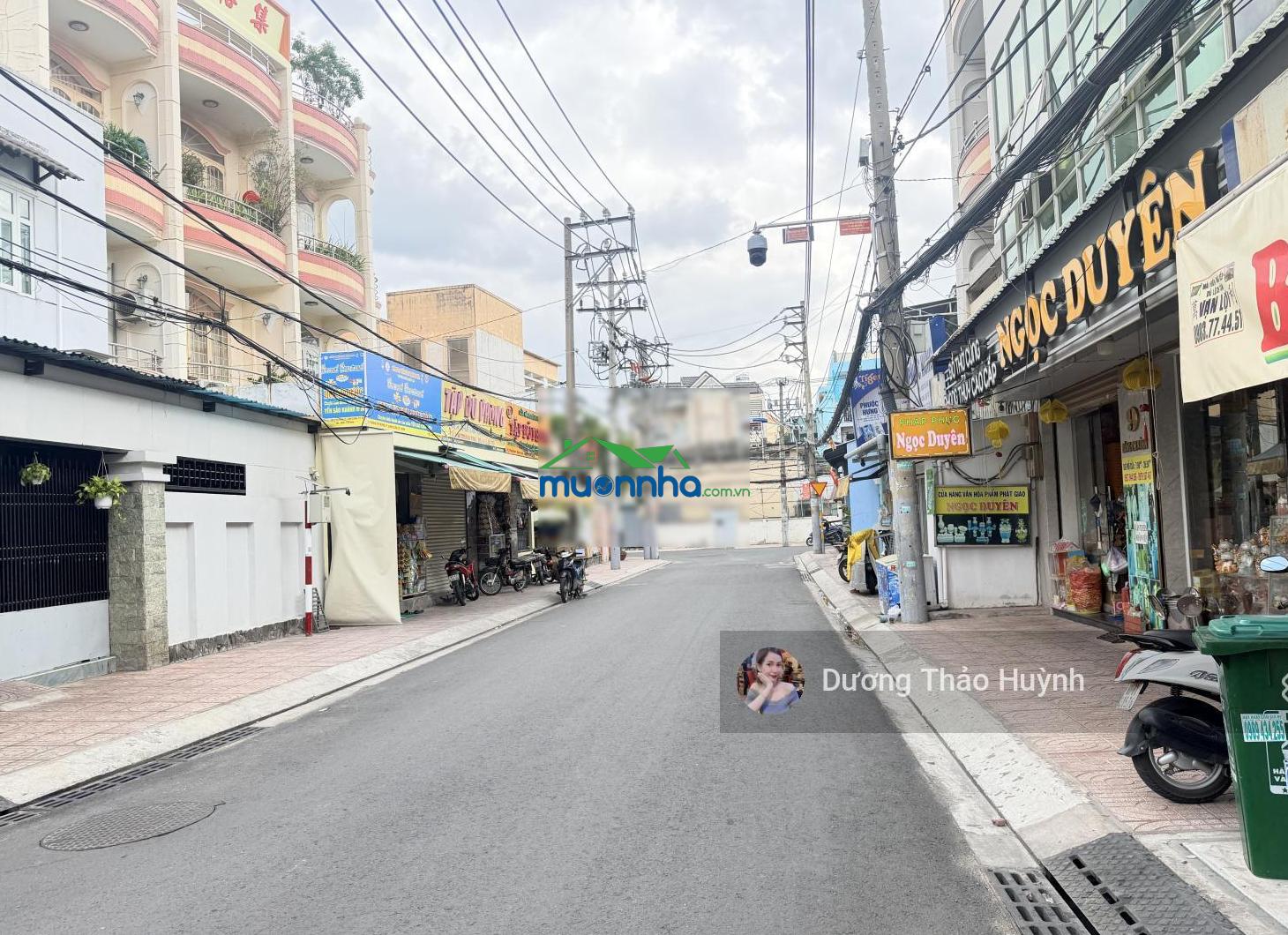 Chỉ 3 tỷ hơn - bán nhà ngay trung tâm thủ đức 43m2(4x10m) sát ngay mặt tiền có tl tốt - đường oto - 2