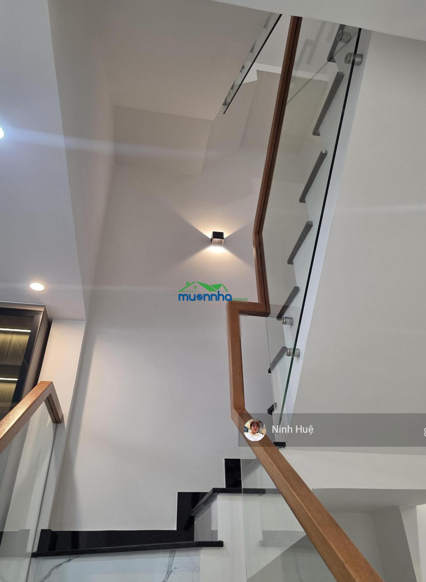 11,5tỷ-quận 10- nhà hxh, cách mt lê hồng phong 20m- 6pn- 4tầng full nội thất. 6048 - 4