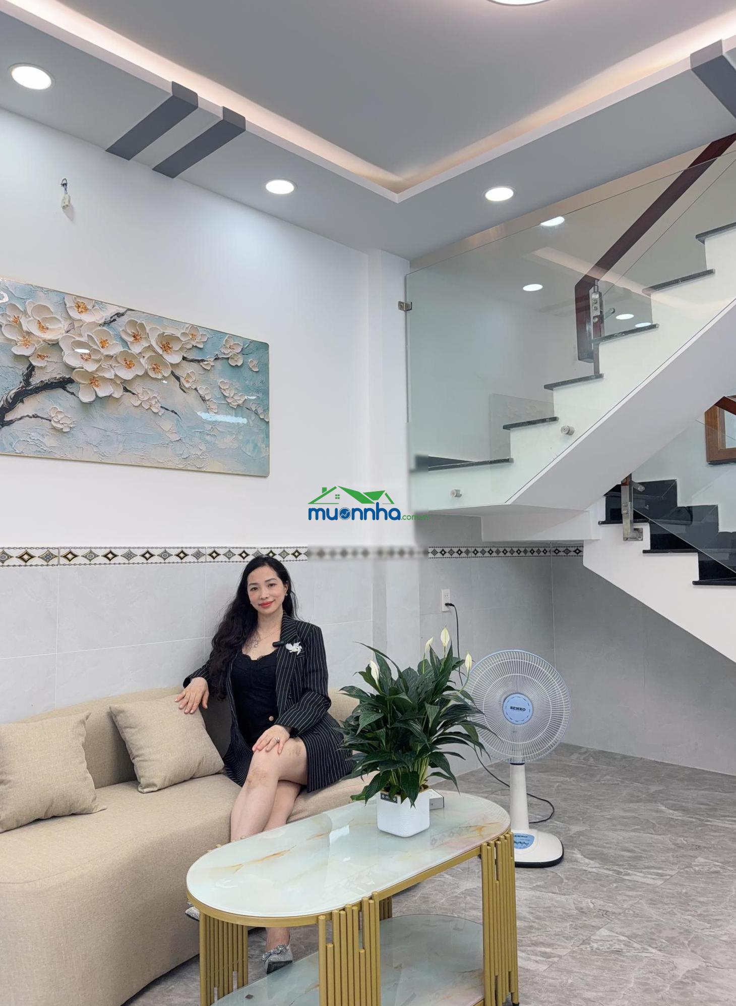 Bán nhà mới đẹp kế bên lê thúc hoạch tân phú lê văn quới vào hxh 2 tầng 4x11. 4 tỷ 4 tl. sổ đẹp. - 4