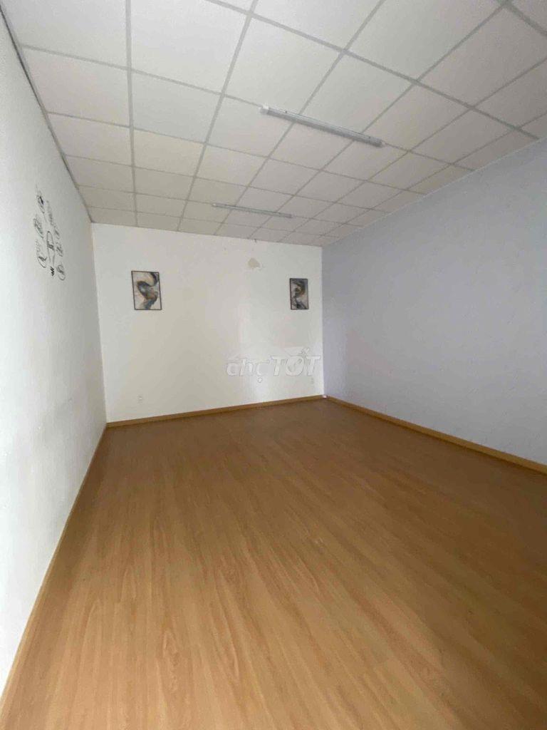 Cho thuê nhà góc 2 mặt tiền đường đặng thuỳ trâm. dt 6x24m. giá 31tr - 2