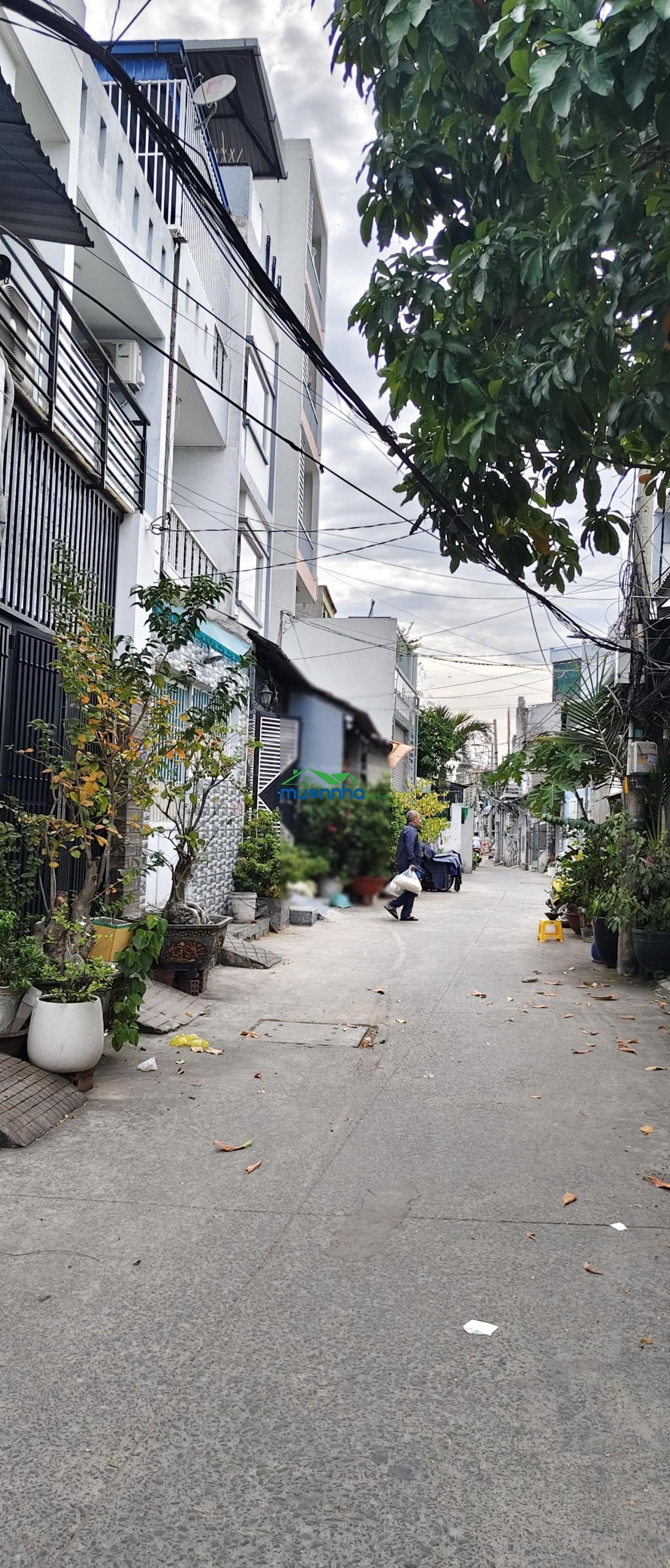 Sát bên cầu nhị thiên đường phạm thế hien quận 8 hẻm 5m - ngang 5,5 x 10- nhỉnh 4tỷ - 2