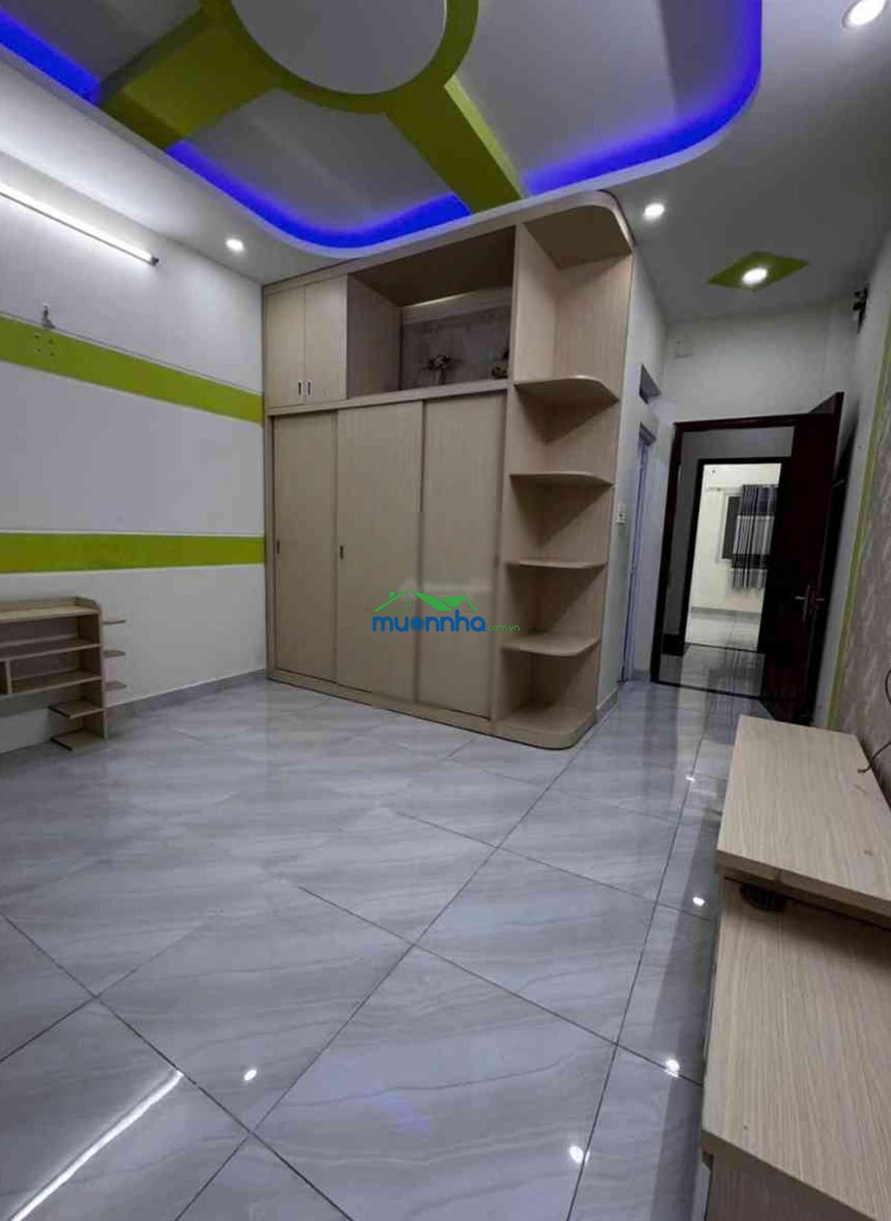 Bán nhà đường hoàng văn hợp sát tên lửa, cách ôtô ( 4 x 11,5m x 2 tầng)giá , nhỉnh 4 tỉ tl