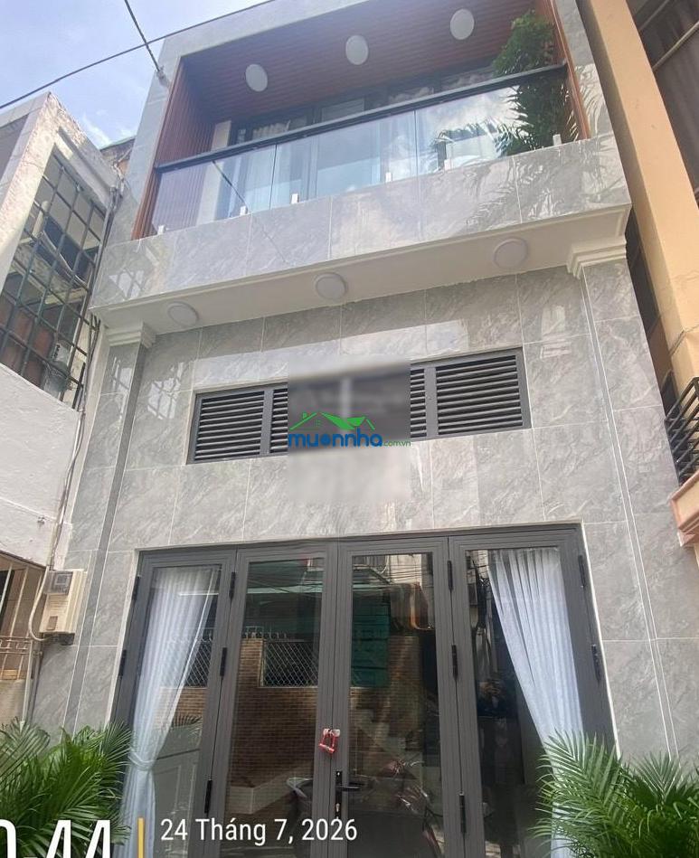 Siêu vị trí: dt: 3,62x8,88m hiện trạng nhà 3 tầng giá 6,8 tỷ cách mt nguyễn trọng tuyển chỉ 2 căn