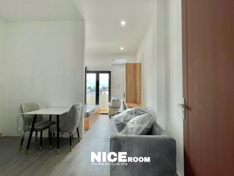 1pn ban công_35m2_nguyễn gia trí_gần ngã tư hàng xanh_gần đại học uth_ftu_uef_hiu_hutech - 4