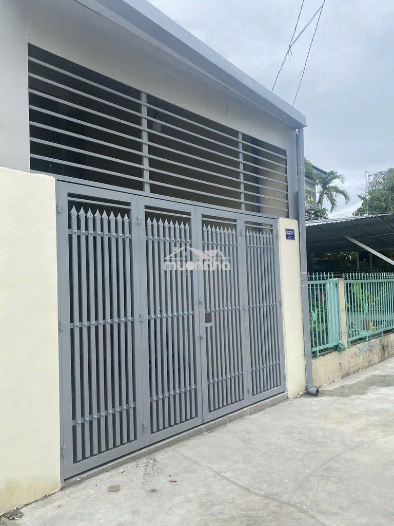Cho thuê nguyên căn 4,2x27m hẻm 6m 688hl2 giá 11tr