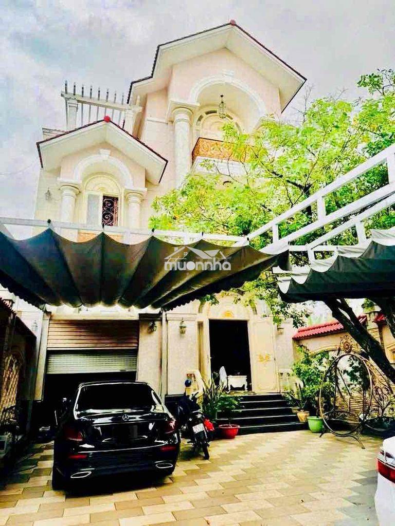 Gấp, biệt thự bình thạnh, hẻm xe hơi, dưới 100tr/m2 đất