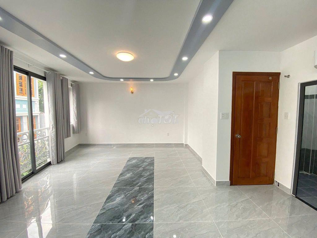 Cho thuê nhà mới 113/2a trần quang diệu - 6x8m- 3 lầu - căn góc - 3