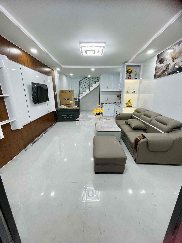Nhà lạc long quân, p3, quận 11, nhà mới đẹp ở liền, nở hậu nhẹ, sổ hc