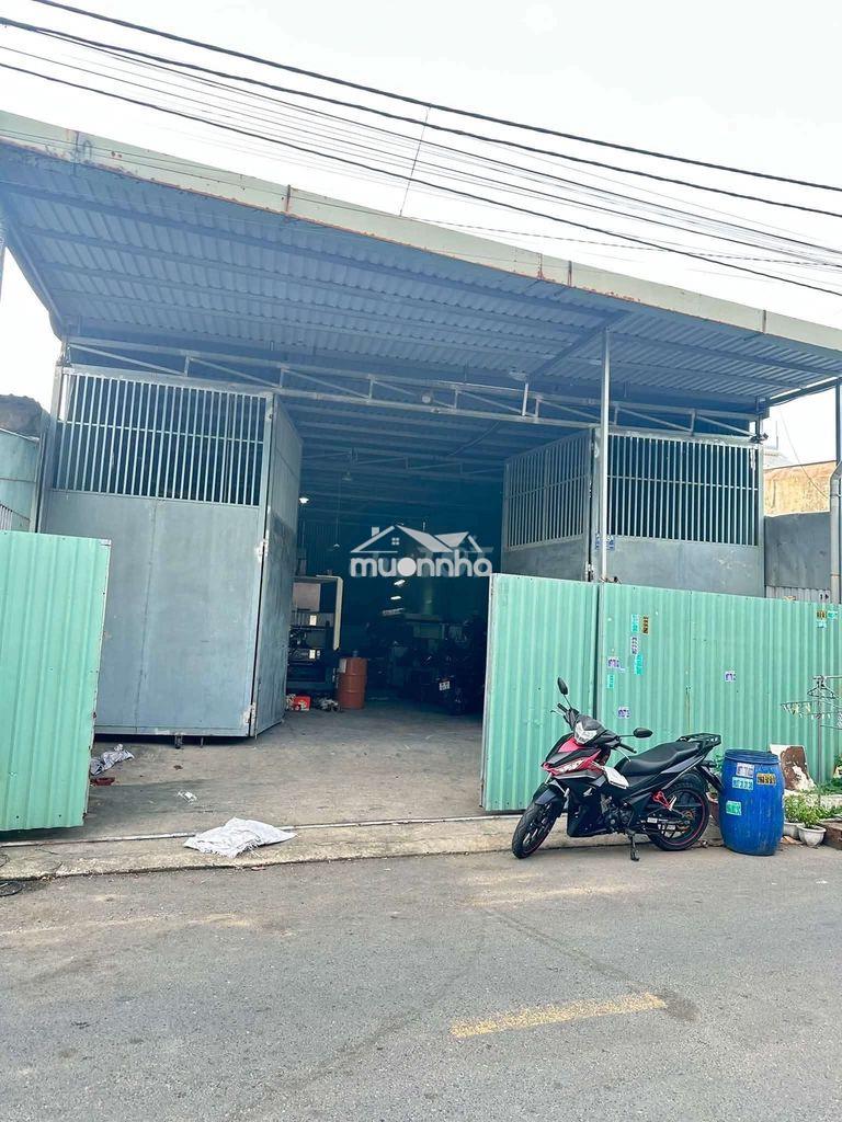 Cho thuê kho 300m2 tân đông hiệp - 3