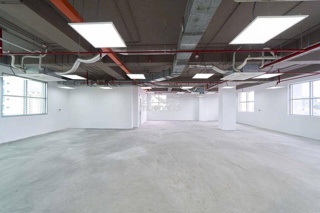 Cho thuê toà building mới hoàn công tại trung tâm quận 1 - 4