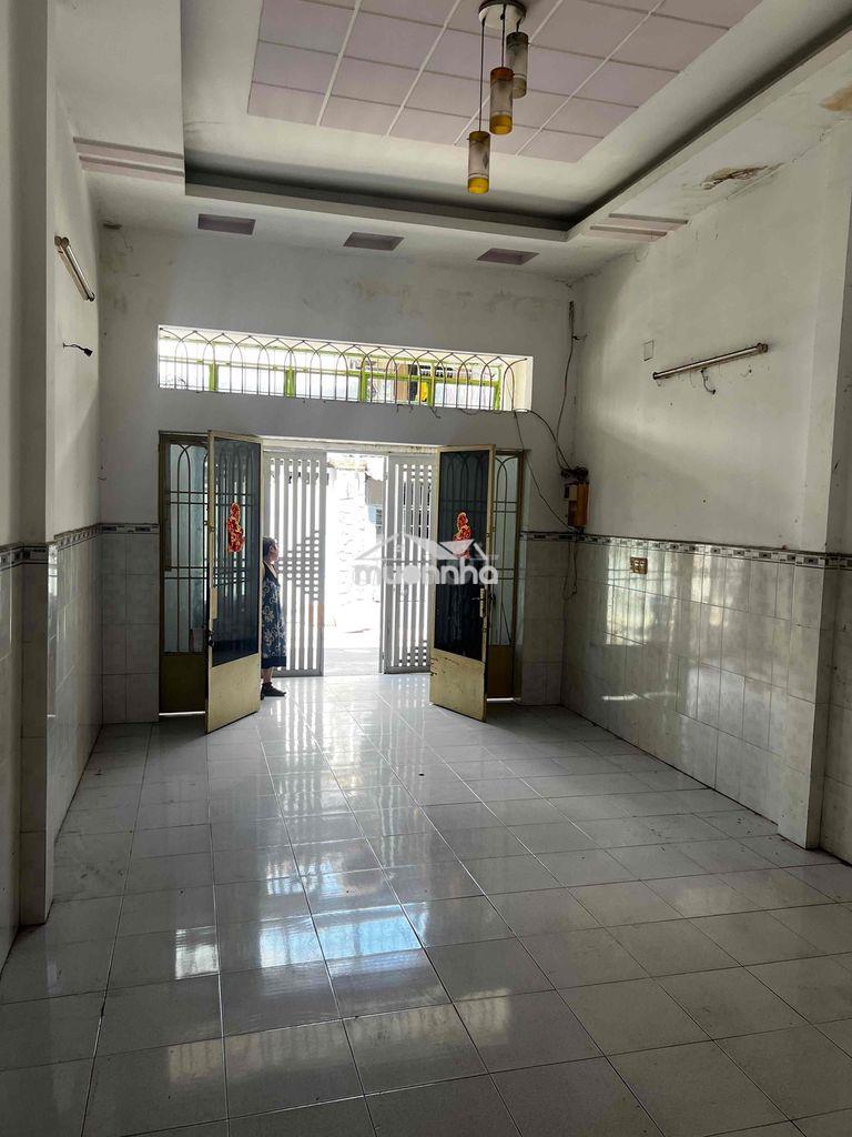 Cho thuê nhà hẻm nvq. 4.2 x 15m. lửng. 2pn. 2wc. giá 7 triệu