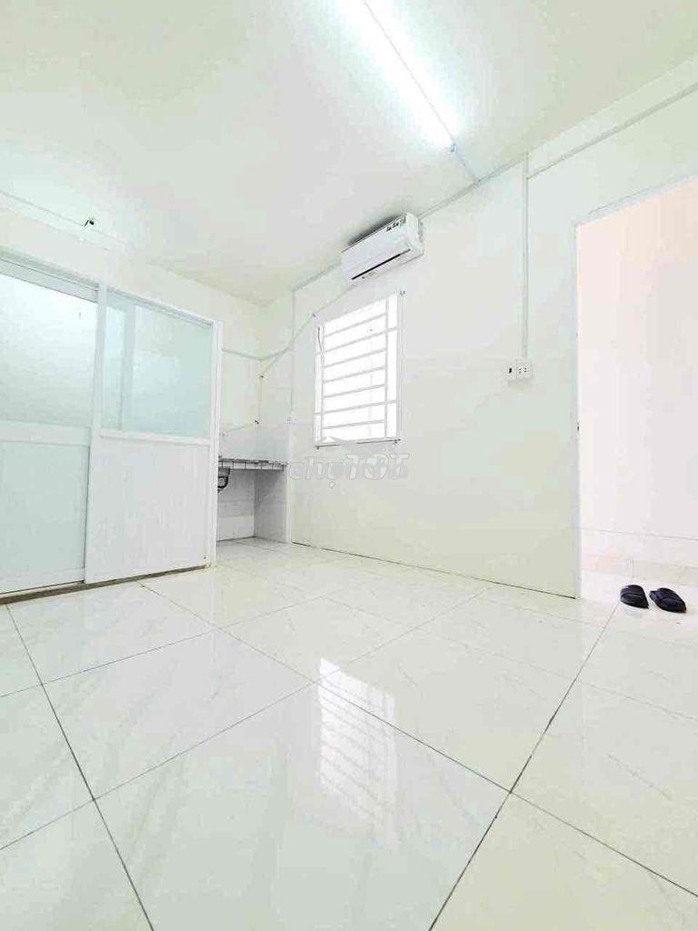 Cho thuê phòng studio máy lạnh, tiện ích quanh học viện hàng không - 2