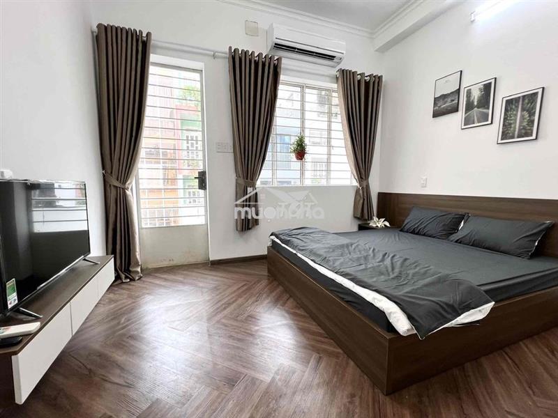 Sắp trống căn 1 phòng ngủ, ban công, thang máy, tiện đi lại trung tâm