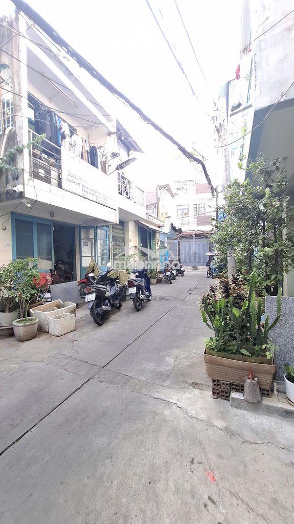 Bán nhà hẻm 6m gần lạc long quân, quận 11, 33m2, chỉ 2.99 tỷ - 3