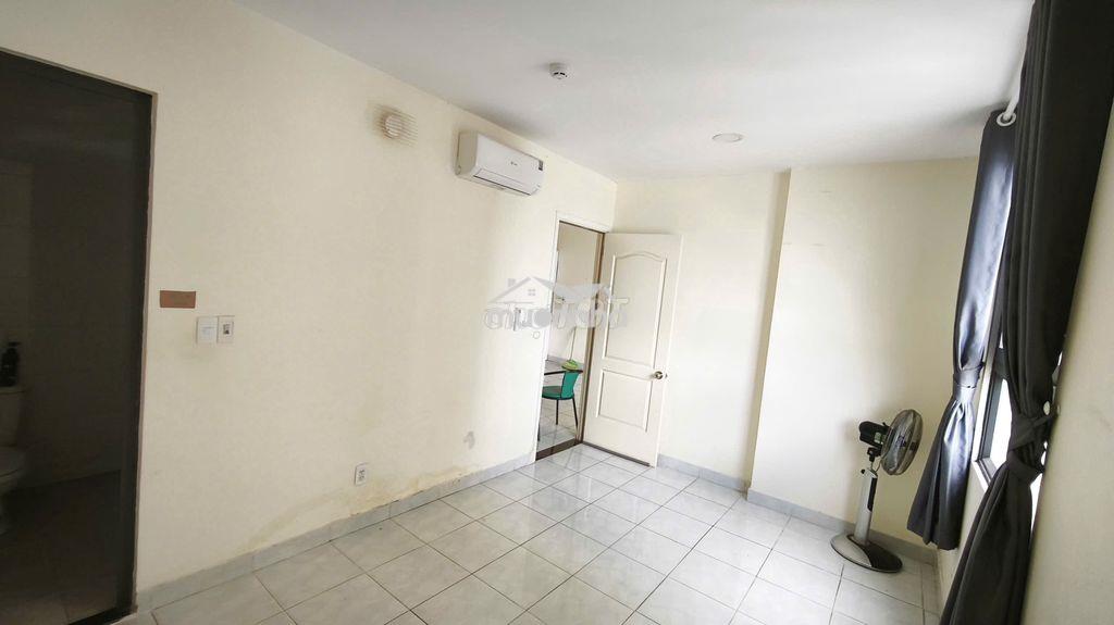 Bán căn 66 m2 (2pn 2 wc) ban công lớn - 1,730 tỷ (full giá) - 3